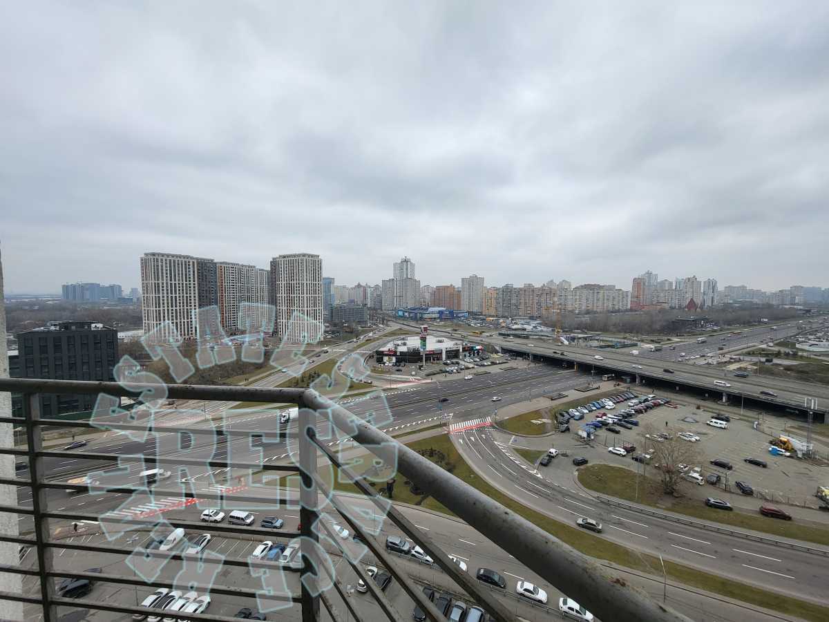 Аренда офиса 200 м², Днепровская наб., 26Ж
