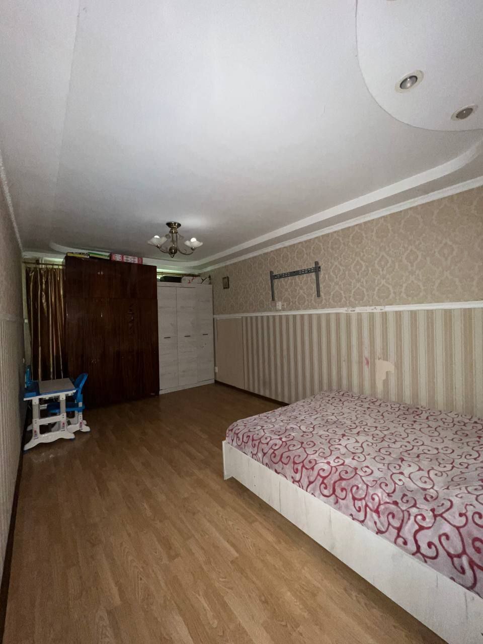 Продаж 2-кімнатної квартири 43.5 м², Леваневського вул.