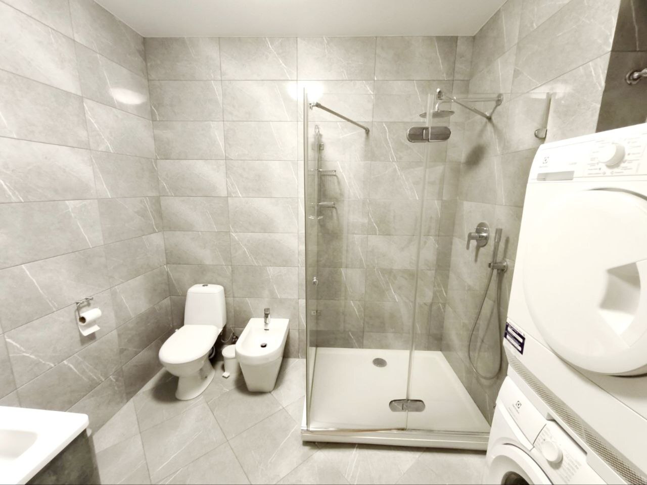 Продажа 2-комнатной квартиры 60 м², Каманина ул., 16А/3