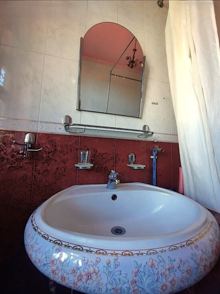Продажа 4-комнатной квартиры 148 м², Карантинная ул., 14