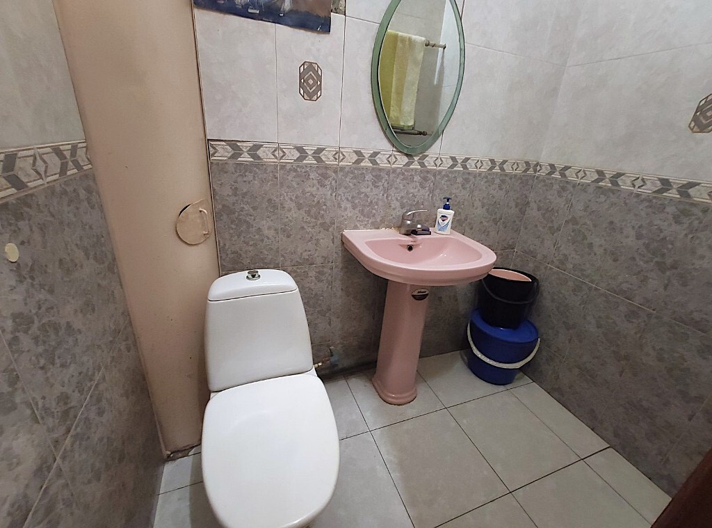 Продажа 4-комнатной квартиры 148 м², Карантинная ул., 14