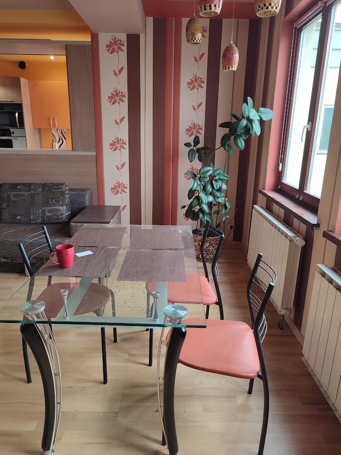 Продаж 2-кімнатної квартири 75 м², Макіївський пров., 10А