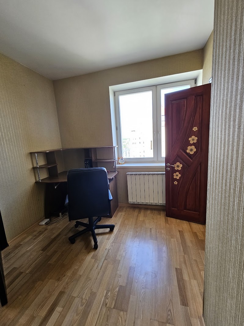Продаж 2-кімнатної квартири 75 м², Макіївський пров., 10А