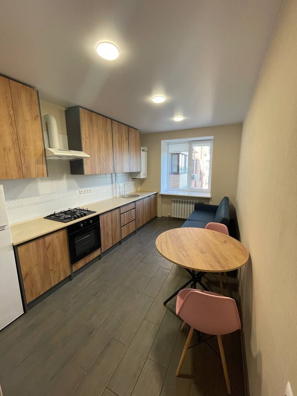 Оренда 1-кімнатної квартири 42 м², Слави бул.
