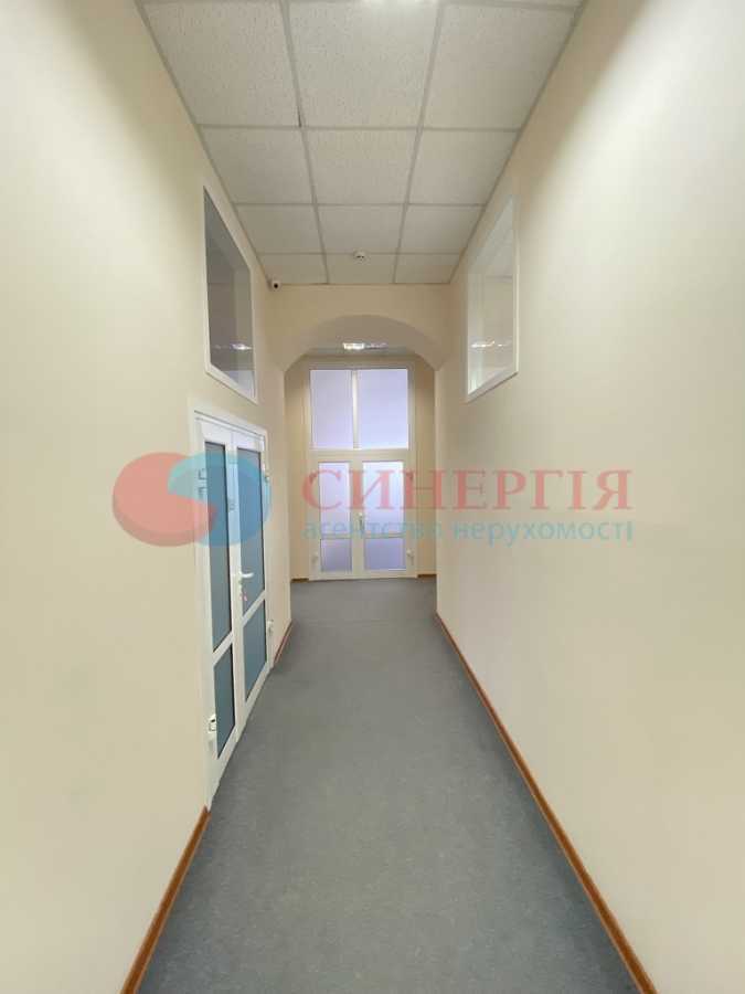 Оренда офісу 150 м², Митрополита Василя Липковського вул., Липківського