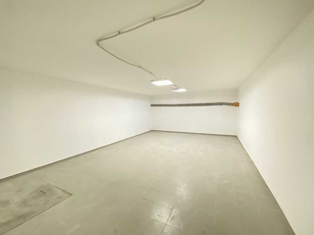 Оренда приміщення вільного призначення 2510 м², Романа Шухевича просп.