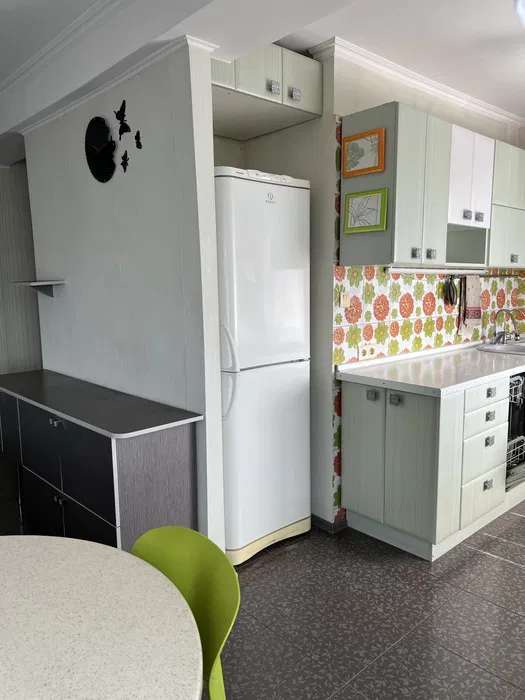 Продажа 3-комнатной квартиры 63 м², Павла Тычины просп., 11