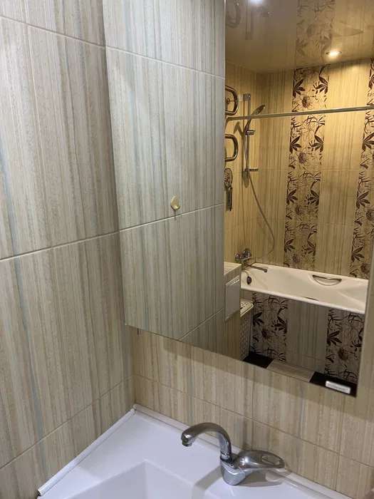 Продажа 3-комнатной квартиры 63 м², Павла Тычины просп., 11