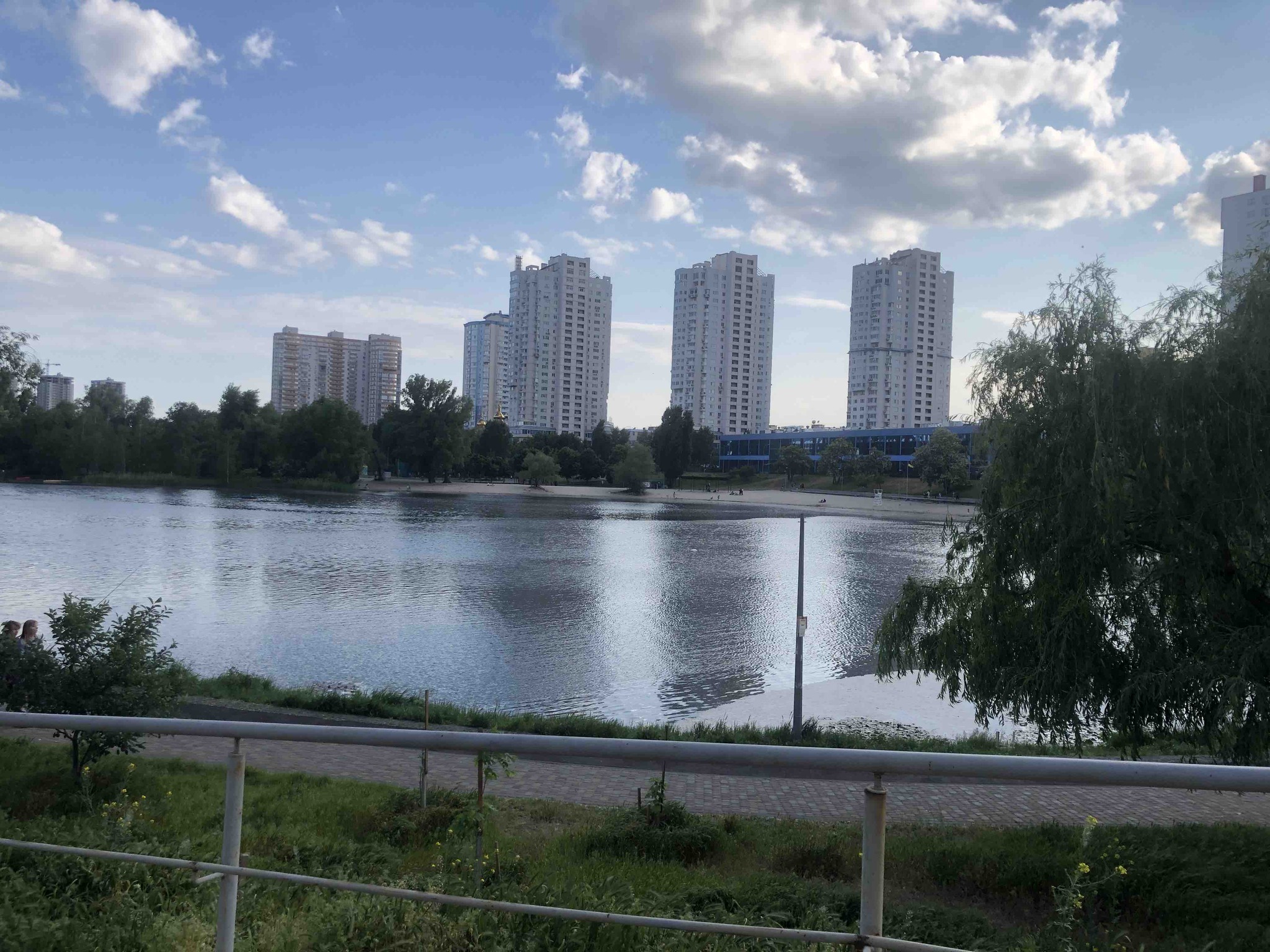Продажа 3-комнатной квартиры 63 м², Павла Тычины просп., 11
