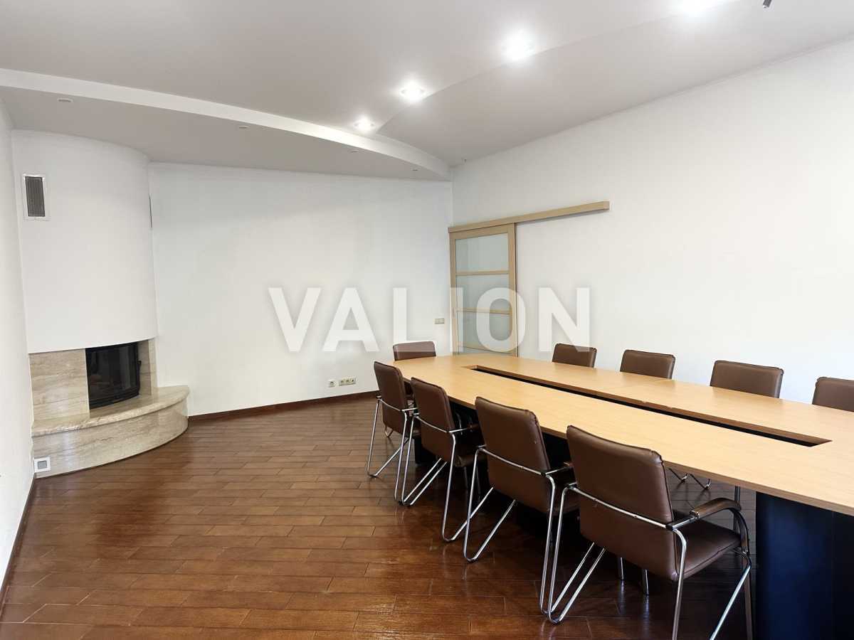 Продажа 5-комнатной квартиры 157 м², Леси Украинки бул., 23А