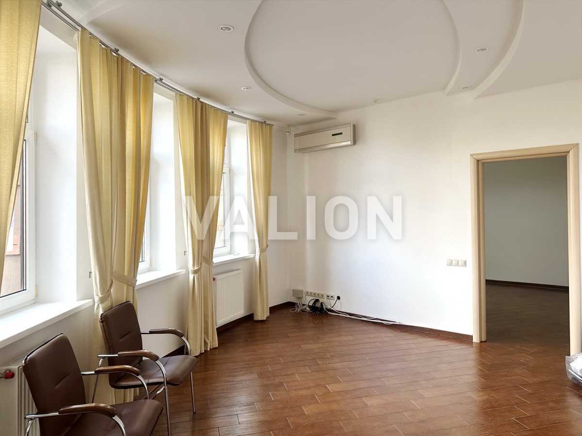 Продажа 5-комнатной квартиры 157 м², Леси Украинки бул., 23А