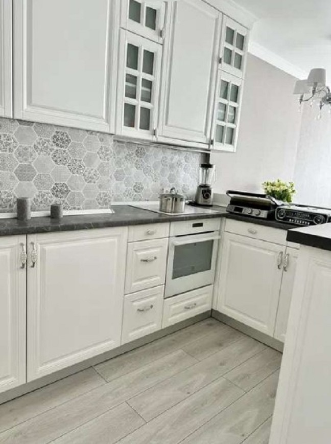 Продажа 3-комнатной квартиры 100 м², Маршала Конева ул., 12