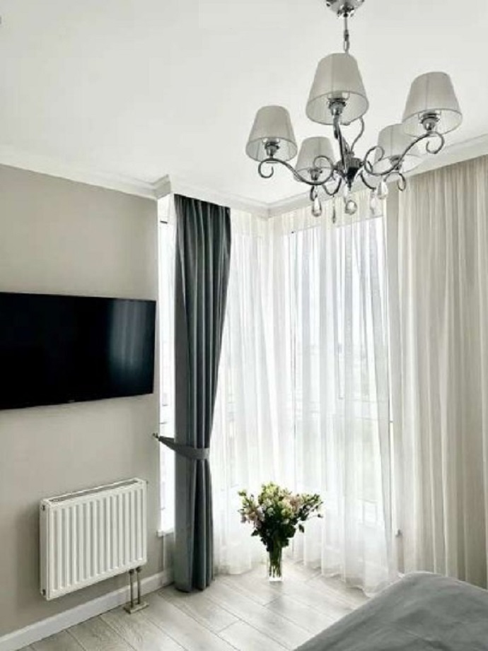 Продажа 3-комнатной квартиры 100 м², Маршала Конева ул., 12