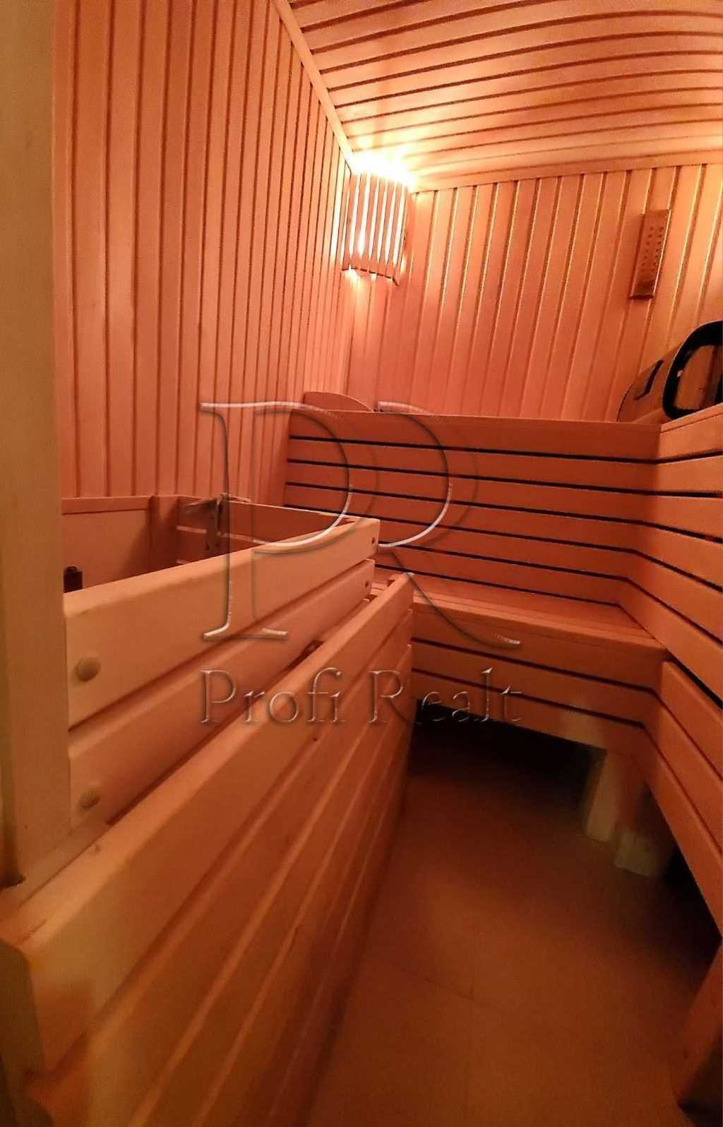 Продаж будинку 215 м², Богатирська вул.