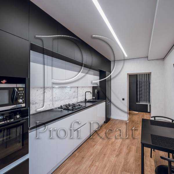 Продажа 2-комнатной квартиры 81 м², Радистов ул., 34Н