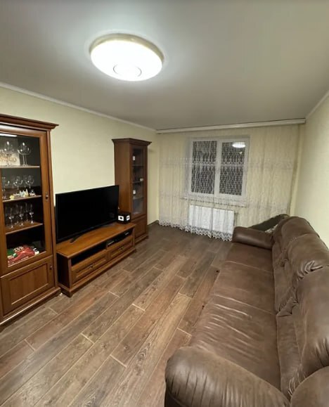 Продажа 1-комнатной квартиры 41 м², Михаила Лушпы просп.