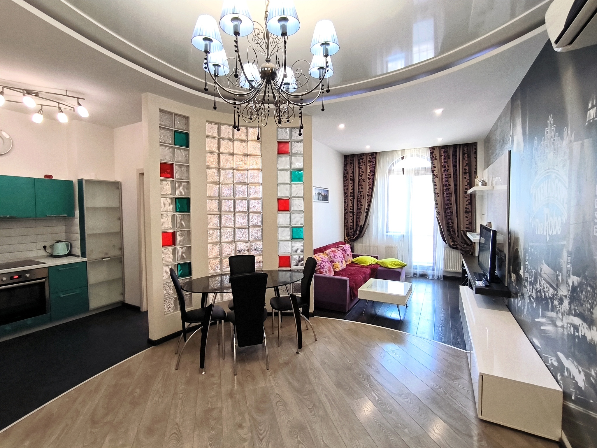 2-комнатная квартира посуточно 56 м², Греческая ул., 5