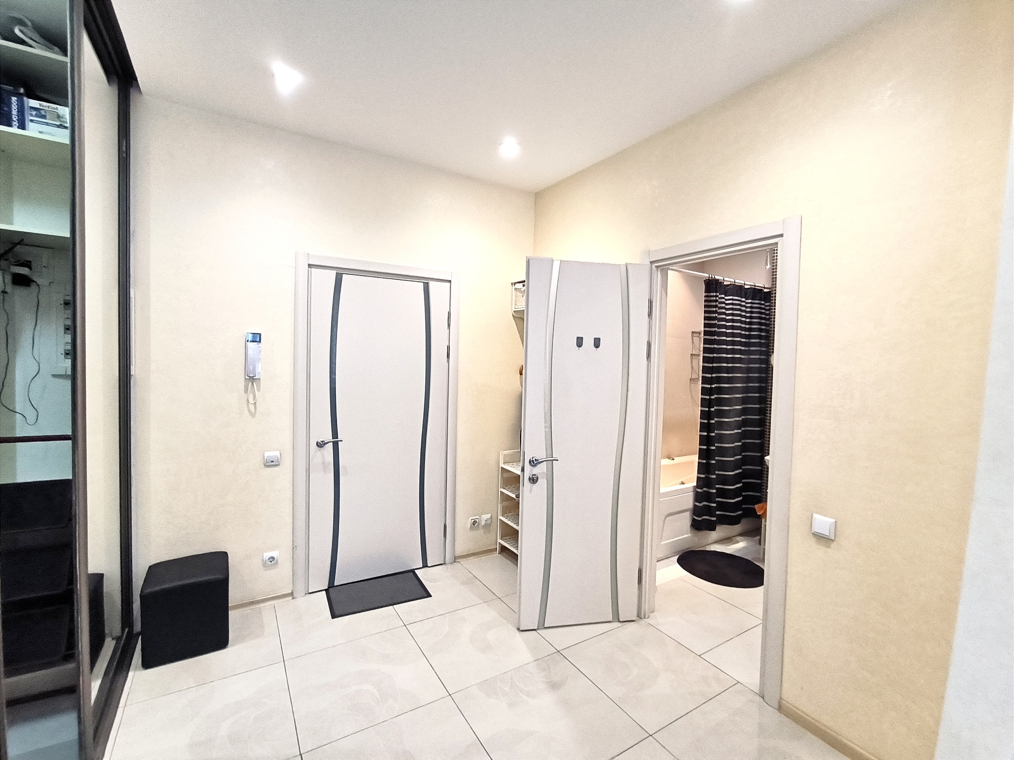 2-комнатная квартира посуточно 56 м², Греческая ул., 5