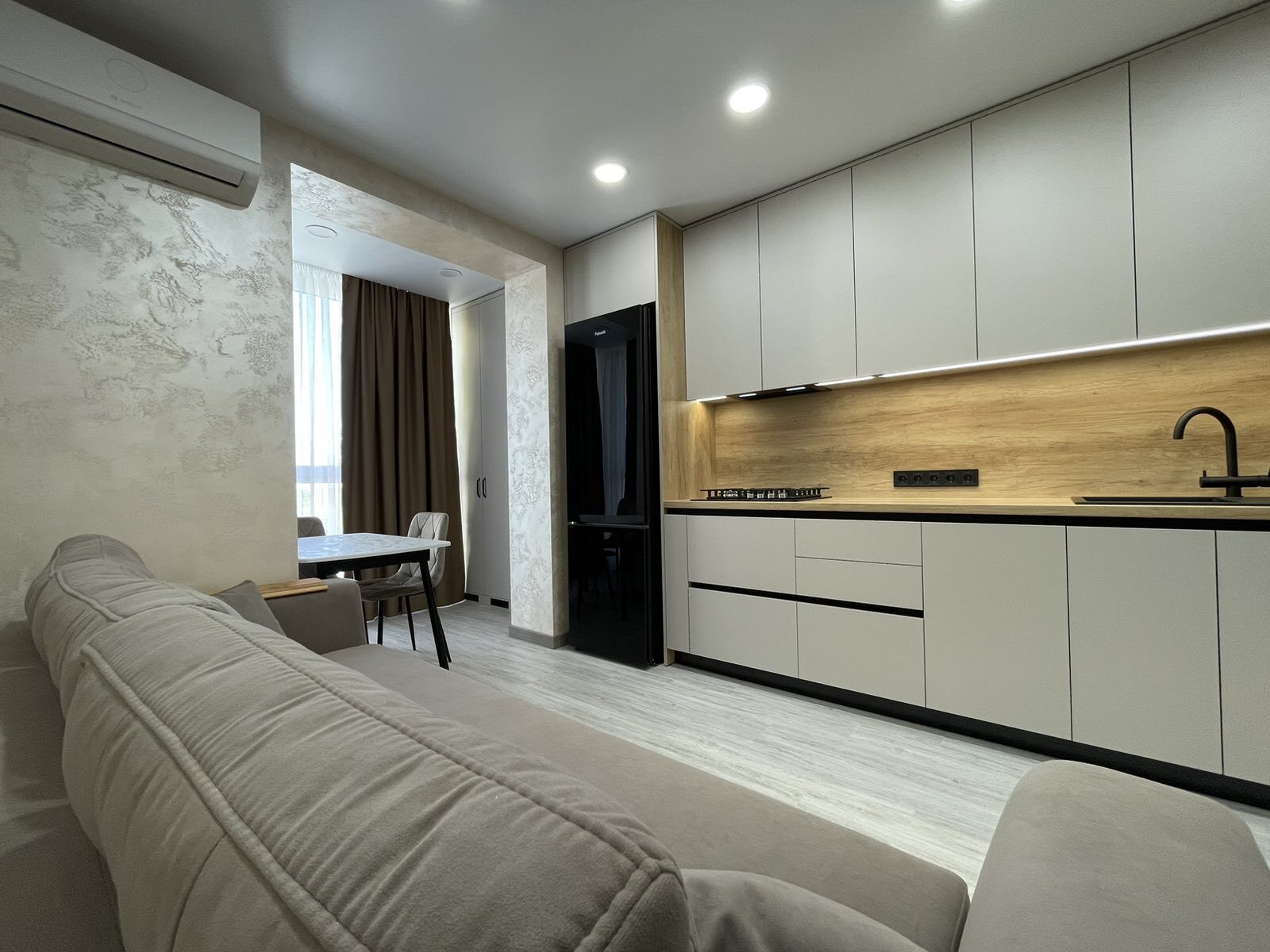 Оренда 2-кімнатної квартири 47 м², Запорізьке шосе, 28Ц