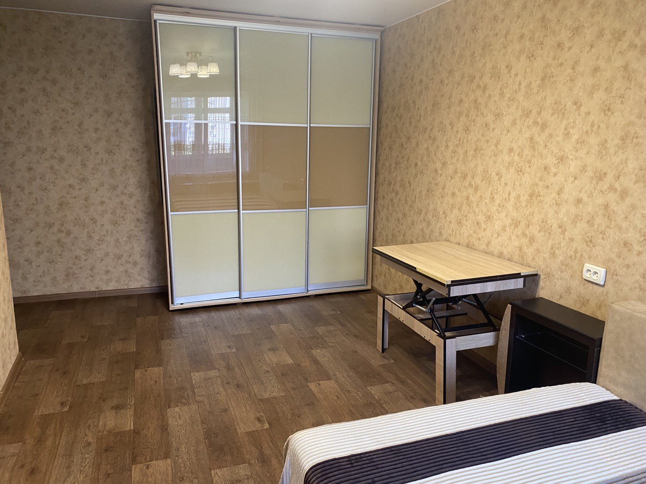 Оренда 2-кімнатної квартири 48 м², Тополь 1 вул., 14