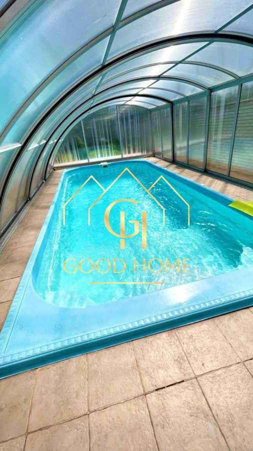 Продаж будинку 189.6 м², Учительська вул., Будівельників