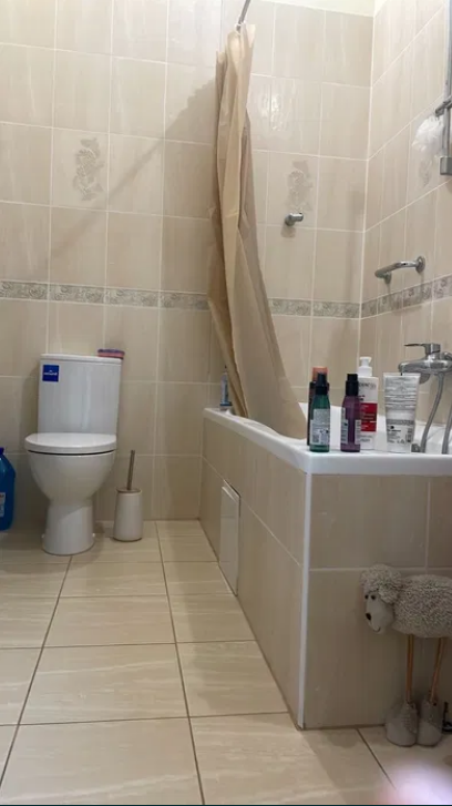 Продажа 3-комнатной квартиры 92 м², Греческая ул.