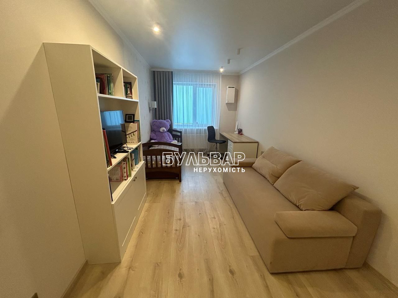 Продажа 4-комнатной квартиры 90 м², Домостроительная ул., 11