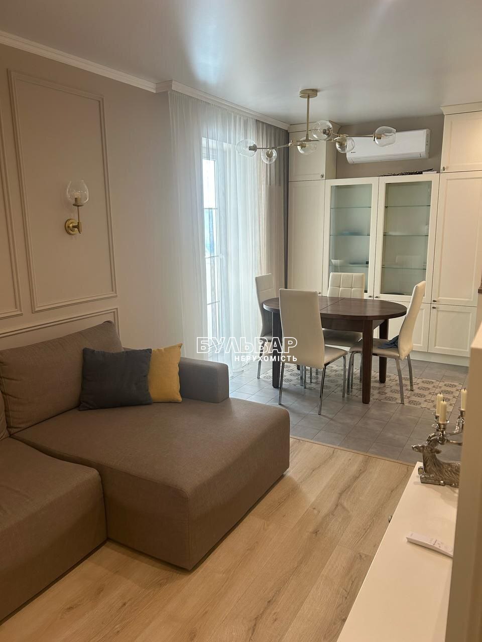 Продажа 4-комнатной квартиры 90 м², Домостроительная ул., 11