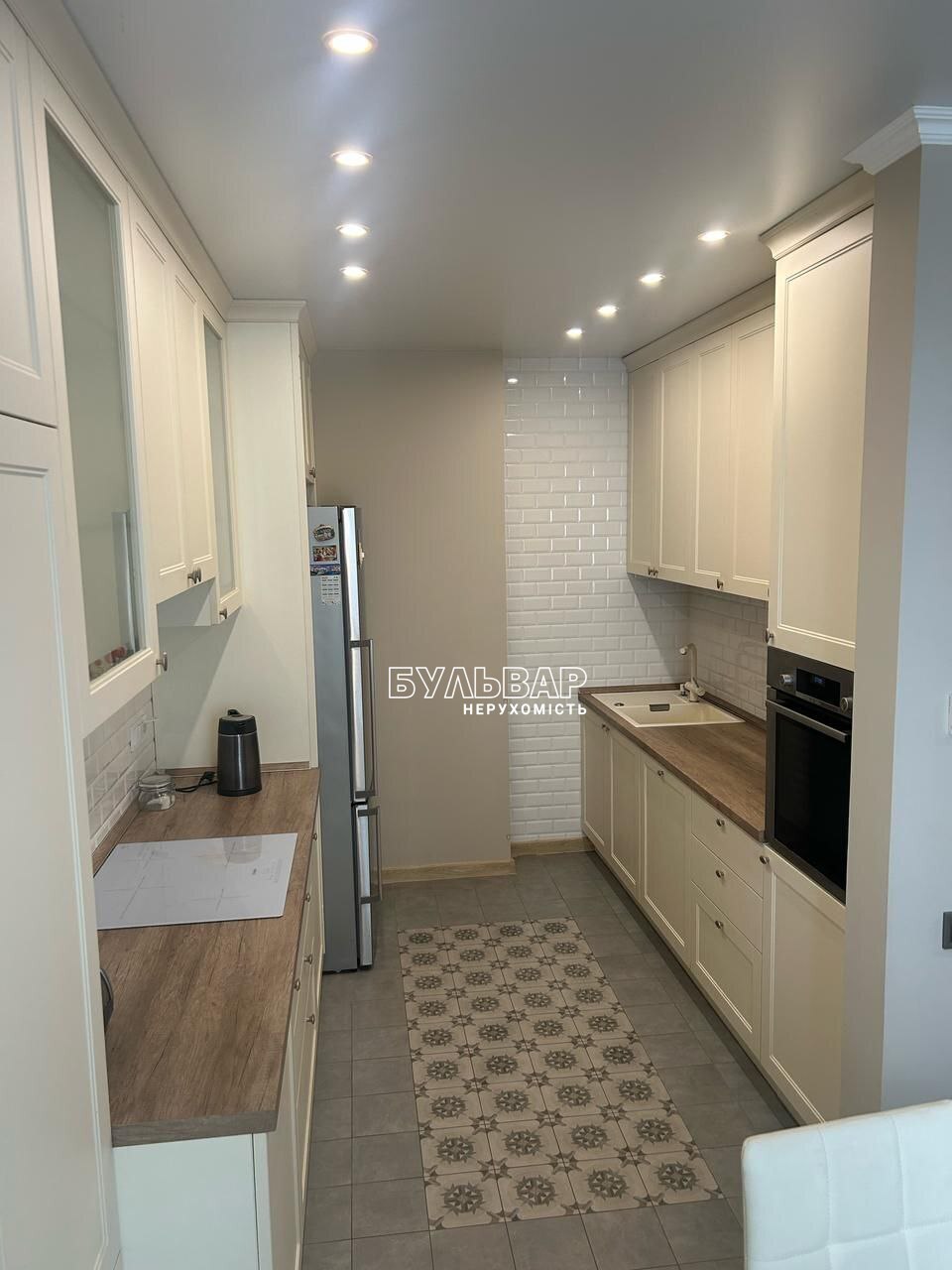 Продажа 4-комнатной квартиры 90 м², Домостроительная ул., 11