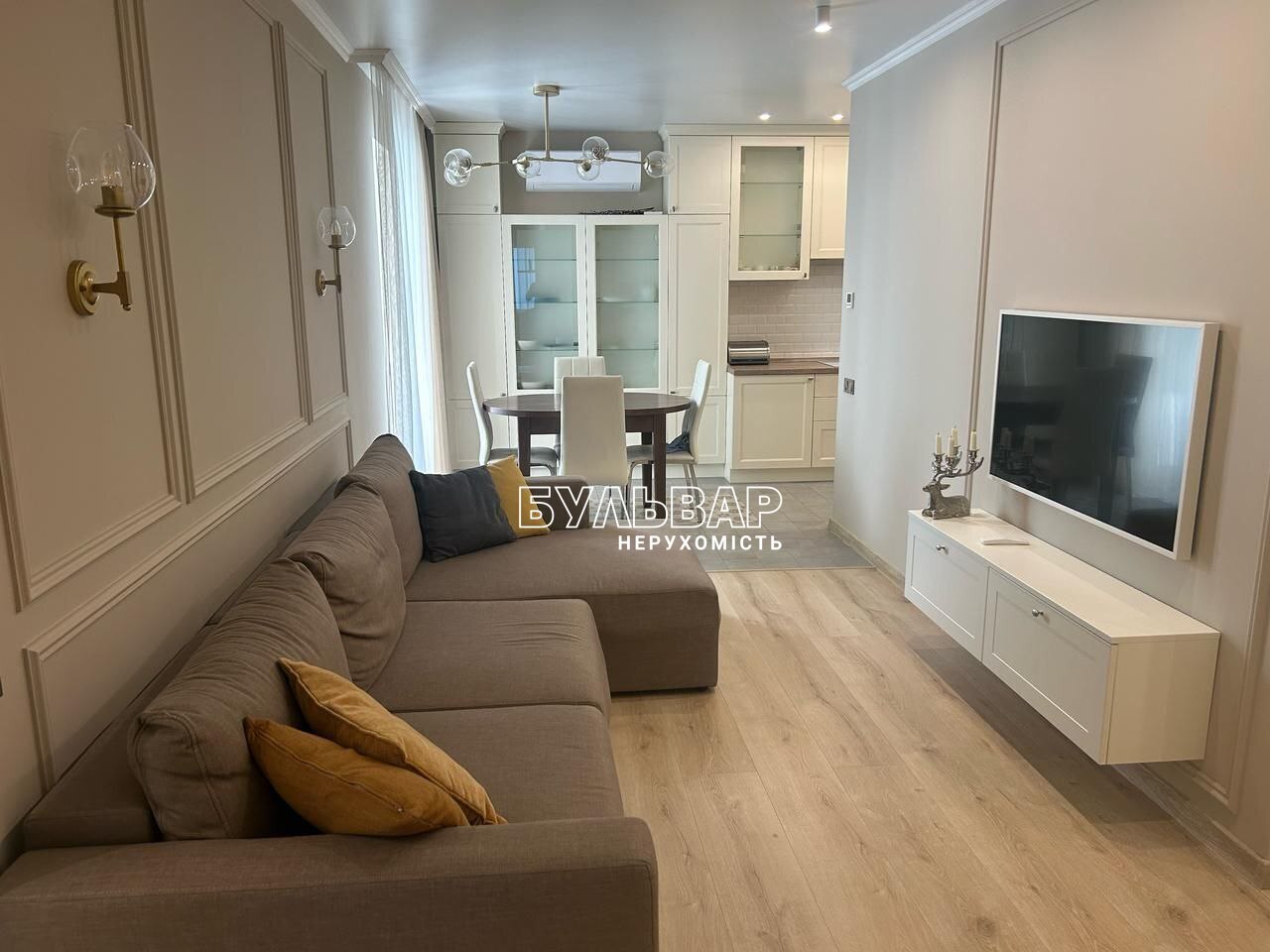 Продажа 4-комнатной квартиры 90 м², Домостроительная ул., 11