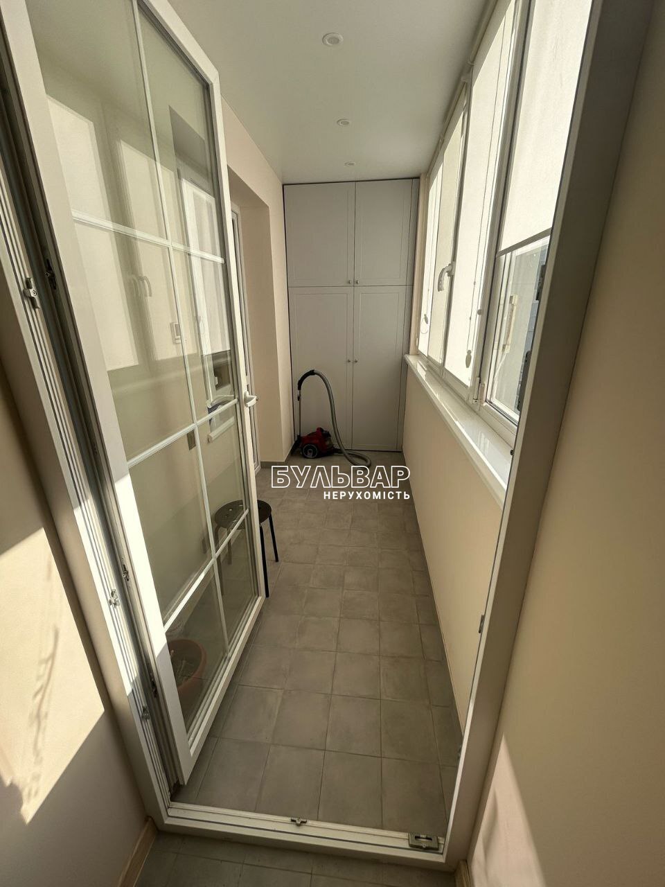 Продажа 4-комнатной квартиры 90 м², Домостроительная ул., 11