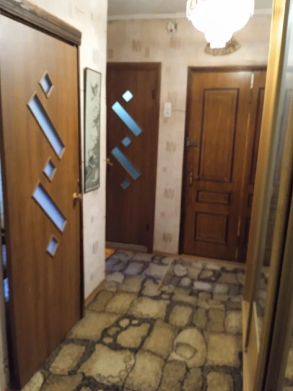 Продаж 3-кімнатної квартири 64 м²