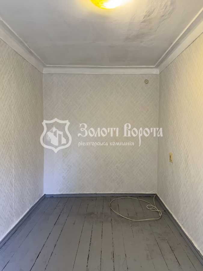 Продаж 3-кімнатної квартири 55.2 м², Київський Шлях вул., 11