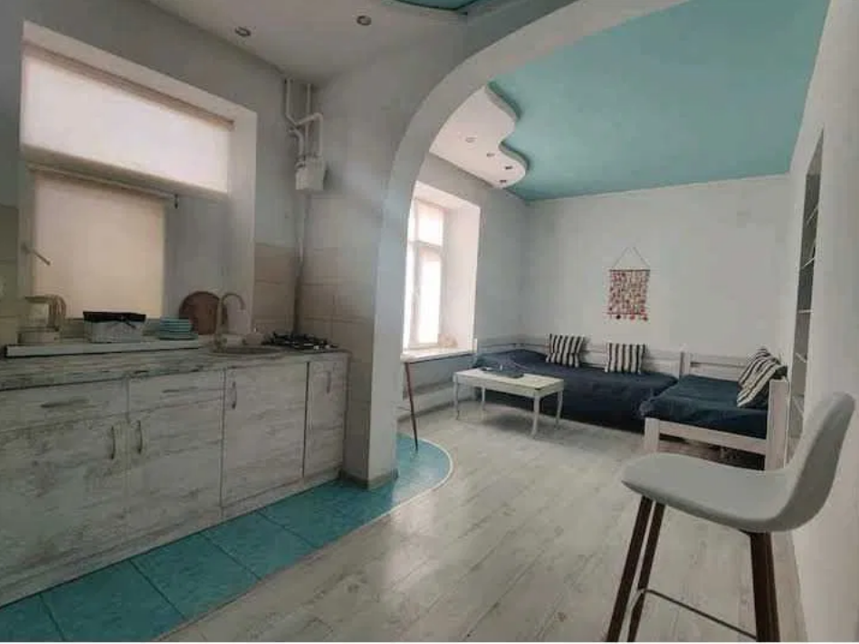 Продаж 2-кімнатної квартири 37 м², Французский бул.