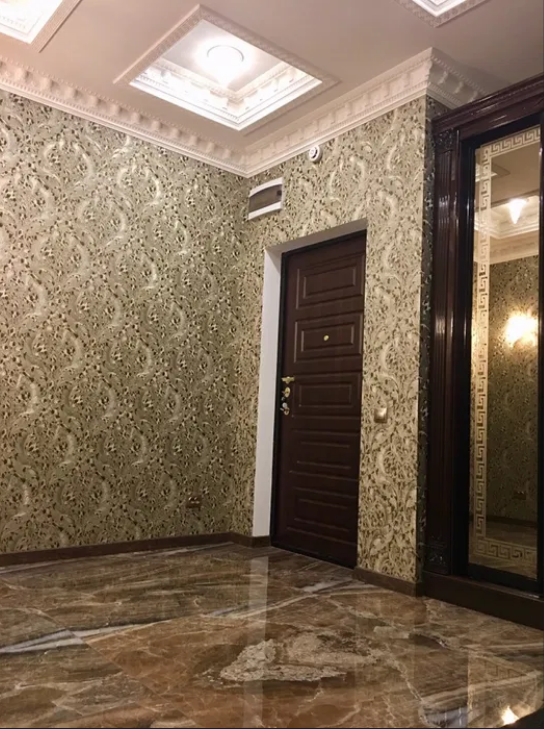 Продажа 2-комнатной квартиры 74 м², Французский бул.