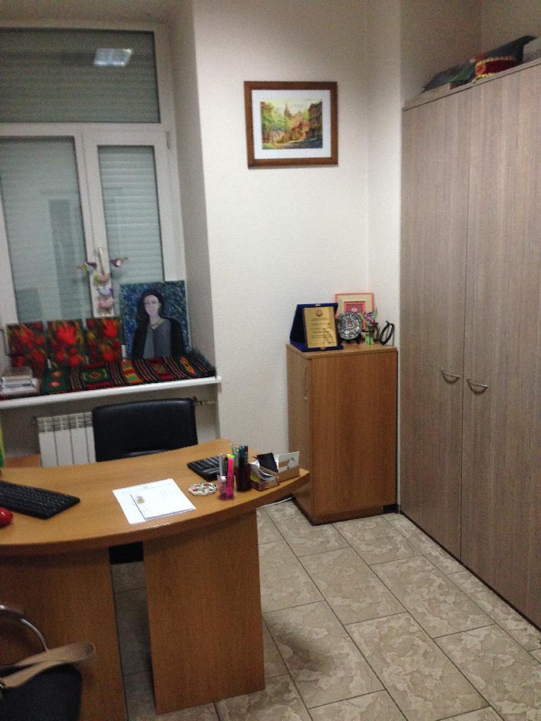 Аренда офиса 100 м², Владимира Антоновича ул., 3