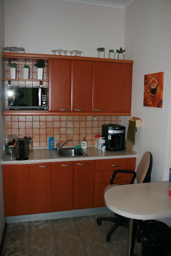 Аренда офиса 100 м², Владимира Антоновича ул., 3