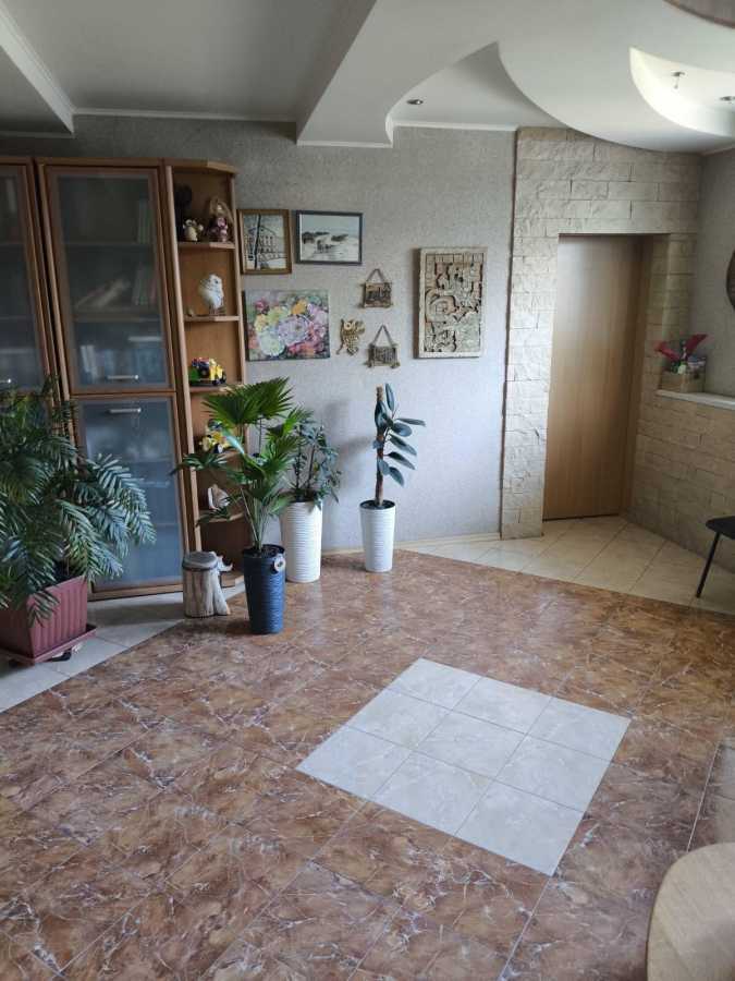 Продаж будинку 350 м², Олександра Матросова вул., 2