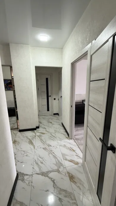 Продажа 2-комнатной квартиры 74 м², Гранитная ул.