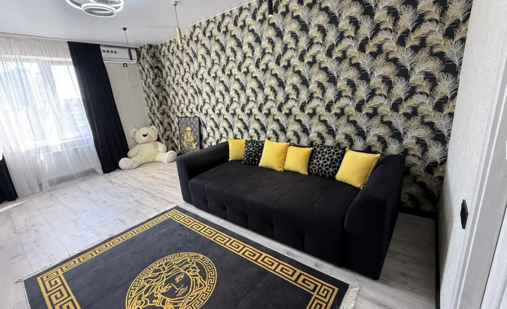 Продажа 2-комнатной квартиры 74 м², Гранитная ул.