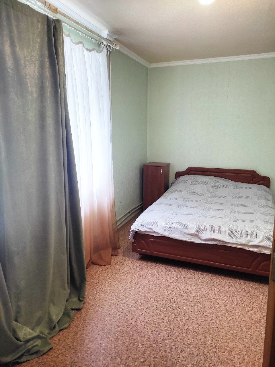 Продаж 2-кімнатної квартири 45.8 м², Першотравнева вул.