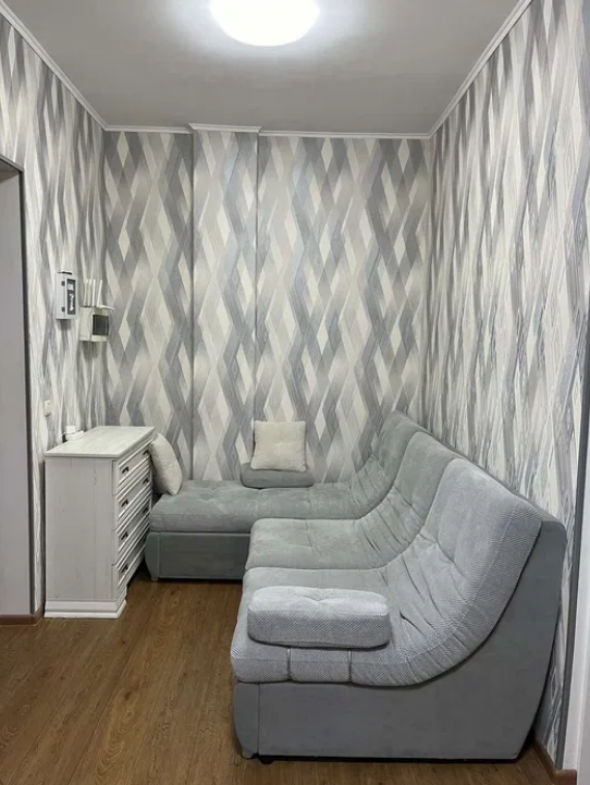 Продаж 1-кімнатної квартири 55 м², Небесної сотні просп.
