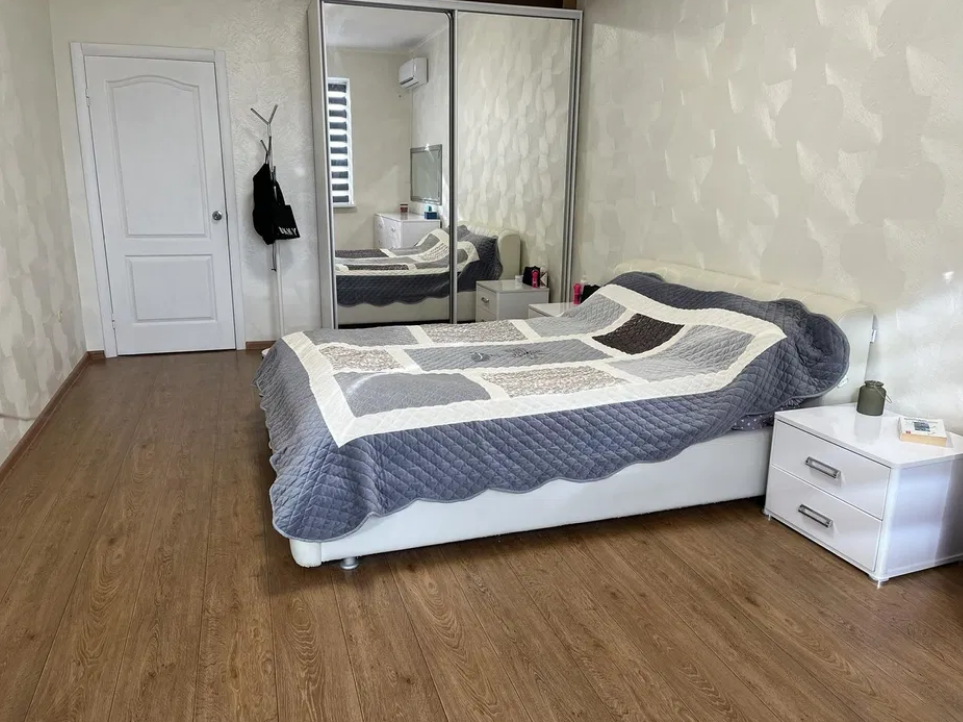 Продаж 1-кімнатної квартири 55 м², Небесної сотні просп.