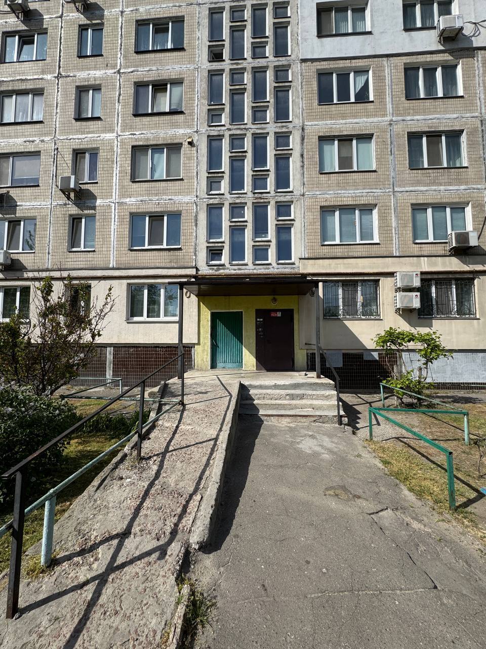 Продажа 2-комнатной квартиры 47 м², Павла Тычины просп., 14А