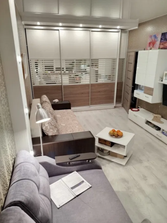Продаж 1-кімнатної квартири 45 м², Люстдорфская дор.