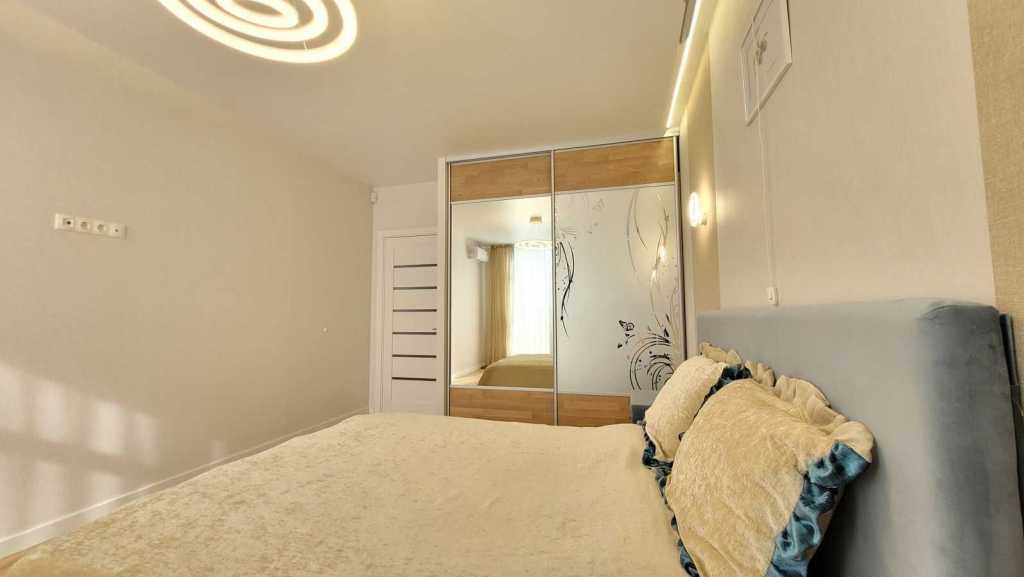 Продаж 1-кімнатної квартири 52 м², Перемоги просп., 55А
