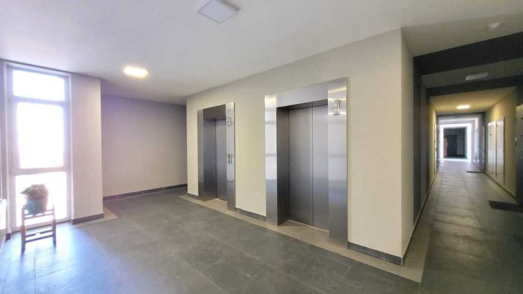 Продаж 1-кімнатної квартири 52 м², Перемоги просп., 55А