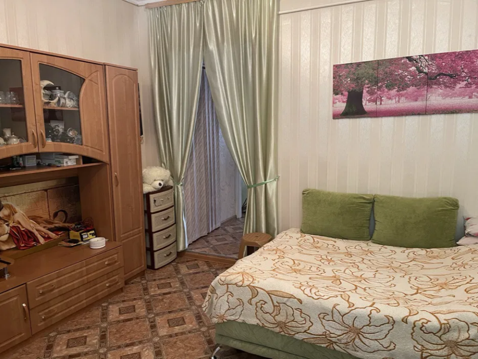 Продажа 1-комнатной квартиры 28 м², Хмельницкого Богдана ул.