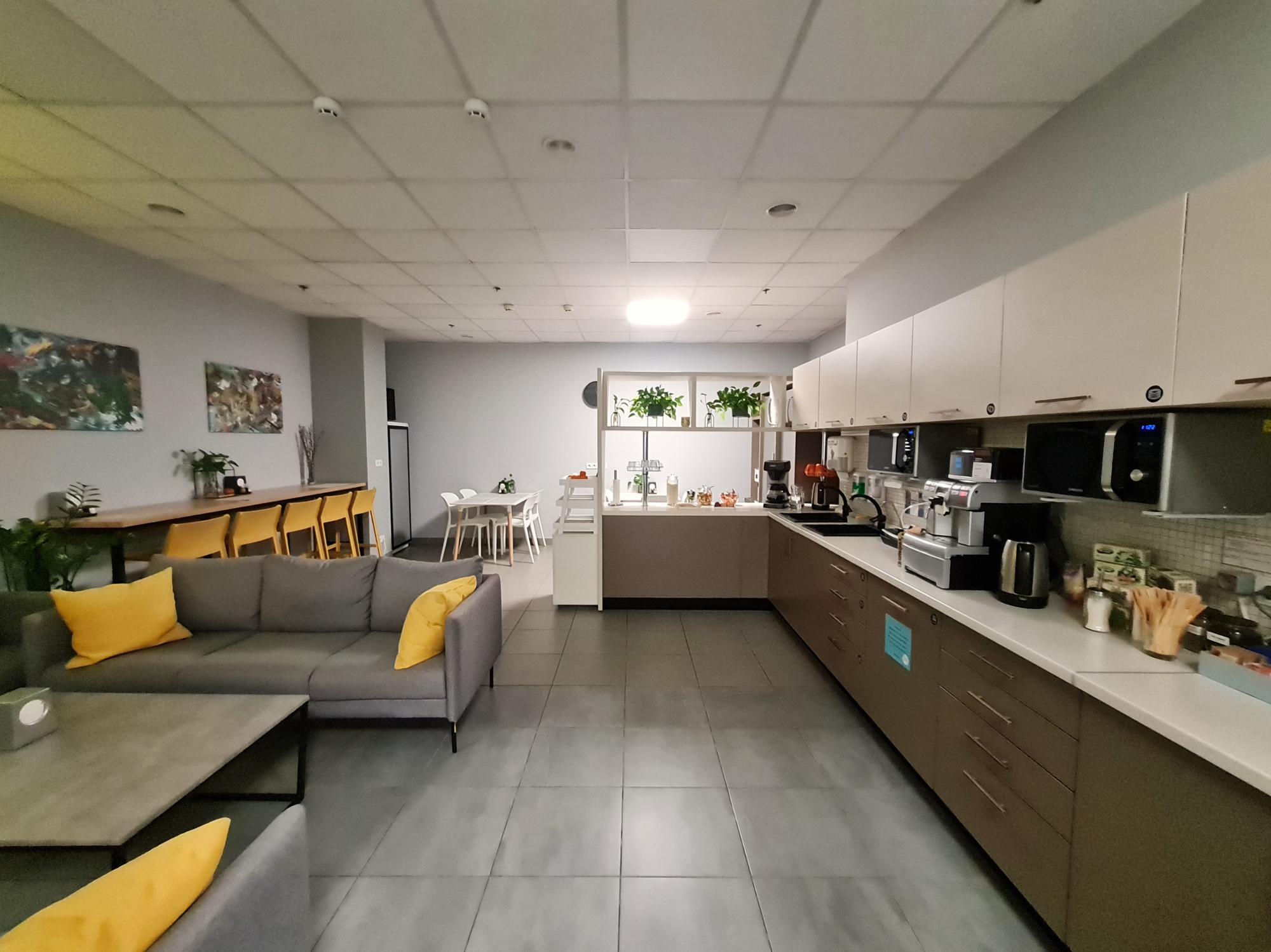 Аренда офиса 830 м², Нижний Вал ул., 17/8