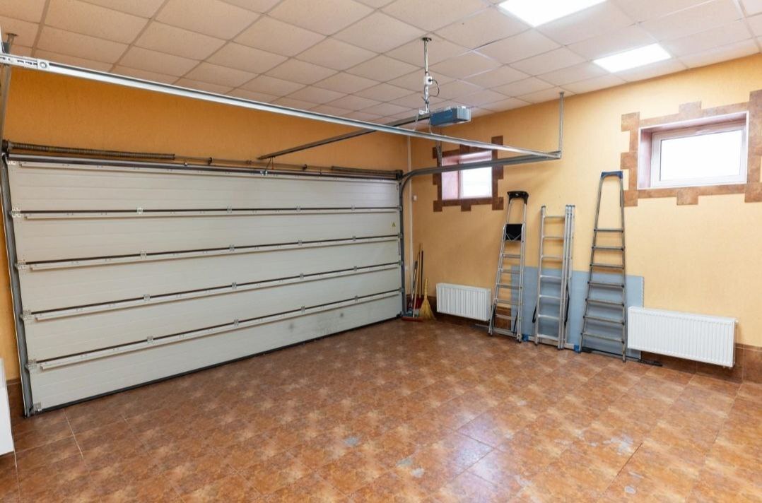 Оренда будинку 370 м², Овидиопольская вул., 3